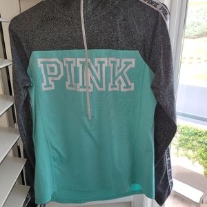 Long sleeve pull over